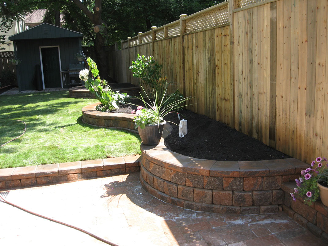 Retaining Walls Toronto Hardscaping Services in GTA